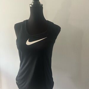 Nike Black Sleeveless Fitted Tank Top